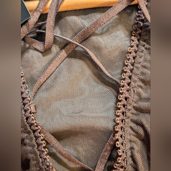 NWT Frederick's of Hollywood Lola Lee Bodysuit with Garters, Chocolate, M - Picture 9 of 10